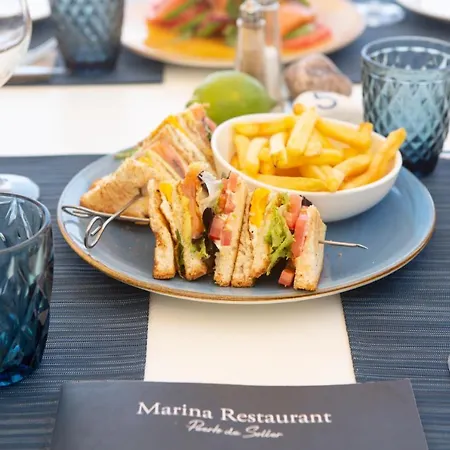 Marina Hotel